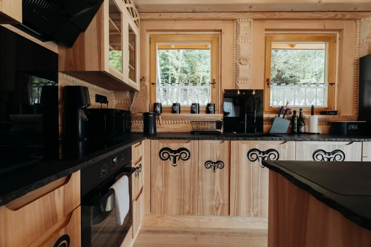 SPAcowka - inside, kitchen SPAcowka - inside, kitchen